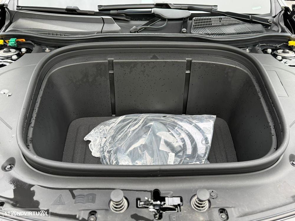Mercedes-Benz CLA 250+ EQ - 16