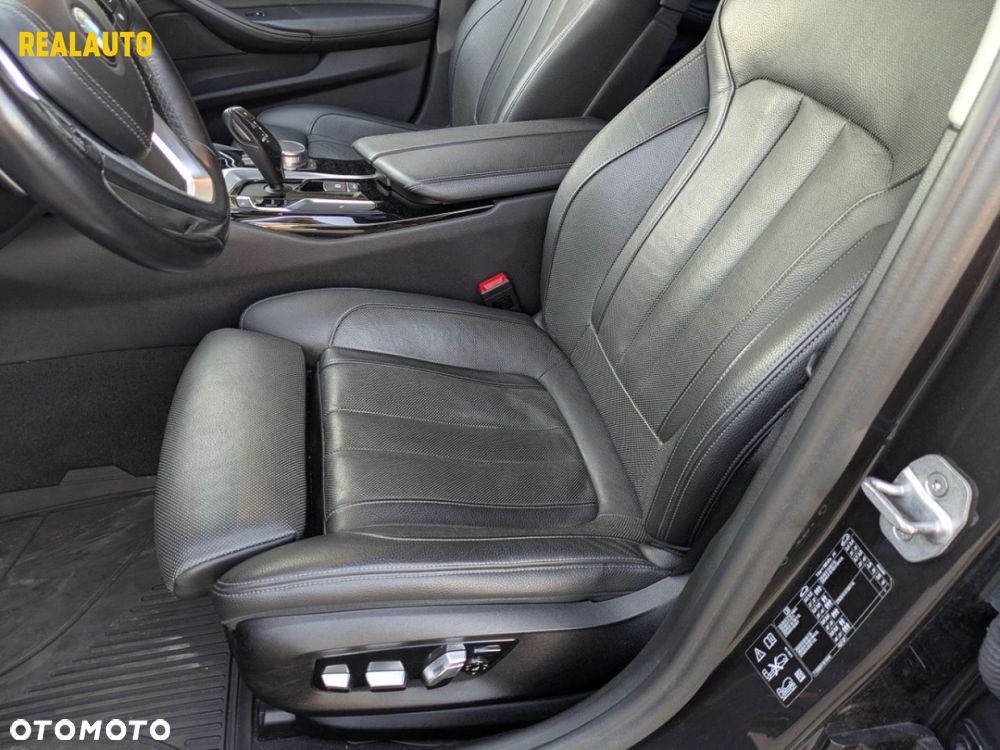 BMW Seria 5 - 11
