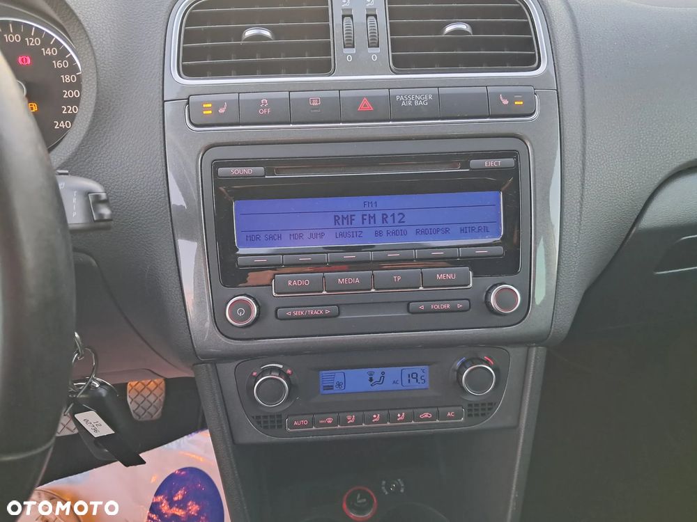 Volkswagen Polo - 23