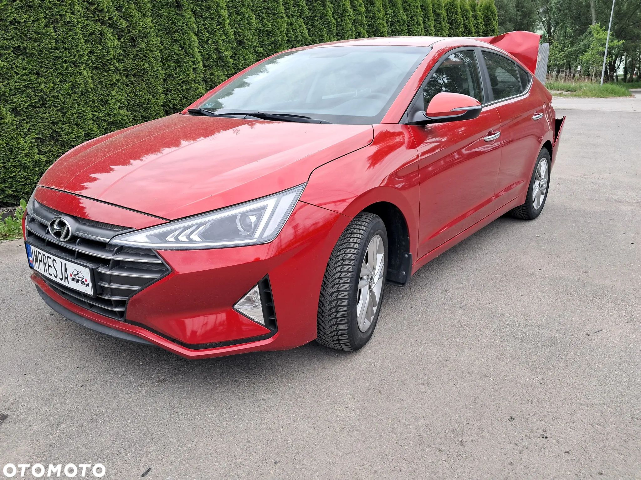 Hyundai Elantra - 1
