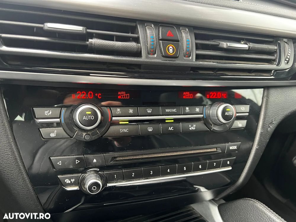 BMW X6 xDrive30d - 16