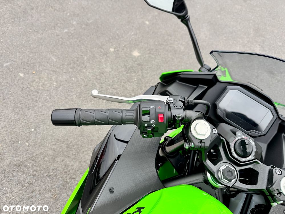 Kawasaki Ninja 500 - 26