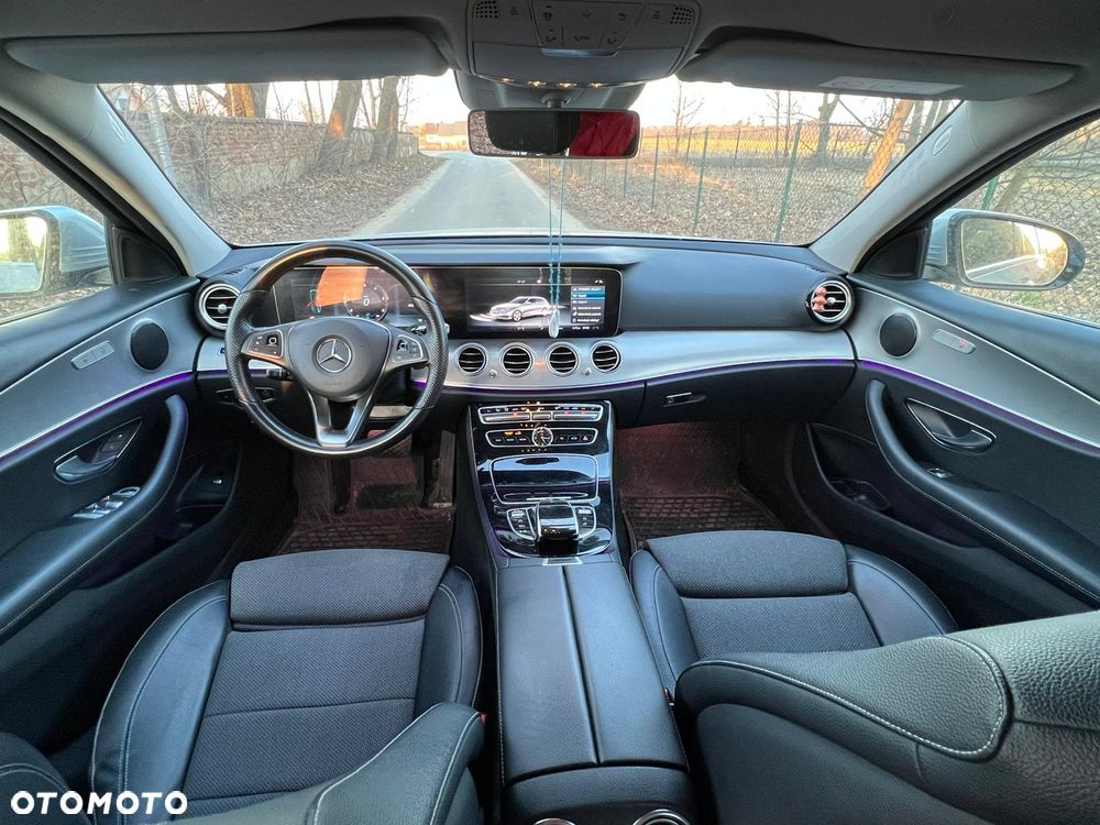 Mercedes-Benz Klasa E 220 d 9G-TRONIC AMG Line - 7