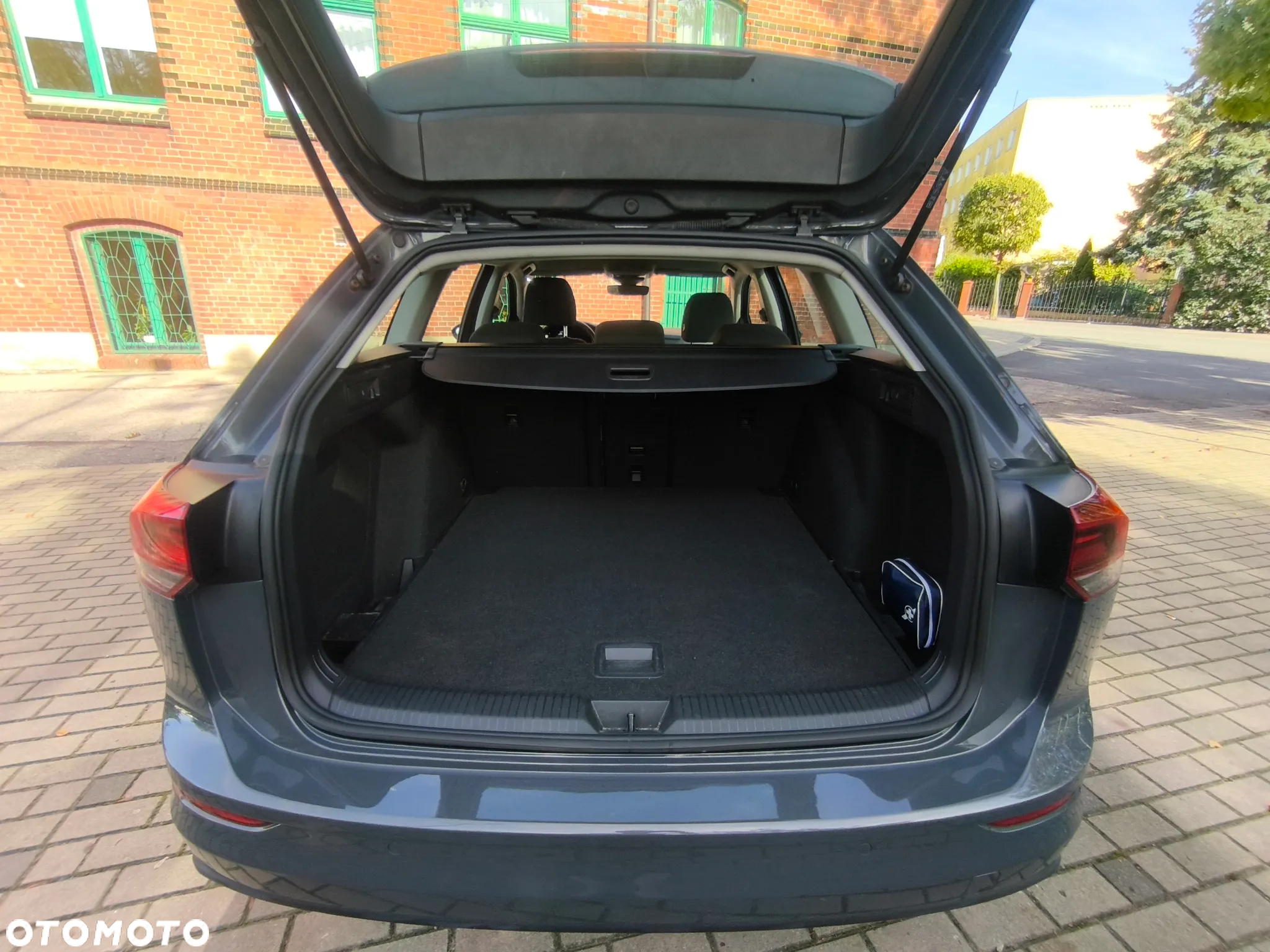 Volkswagen Golf - 19