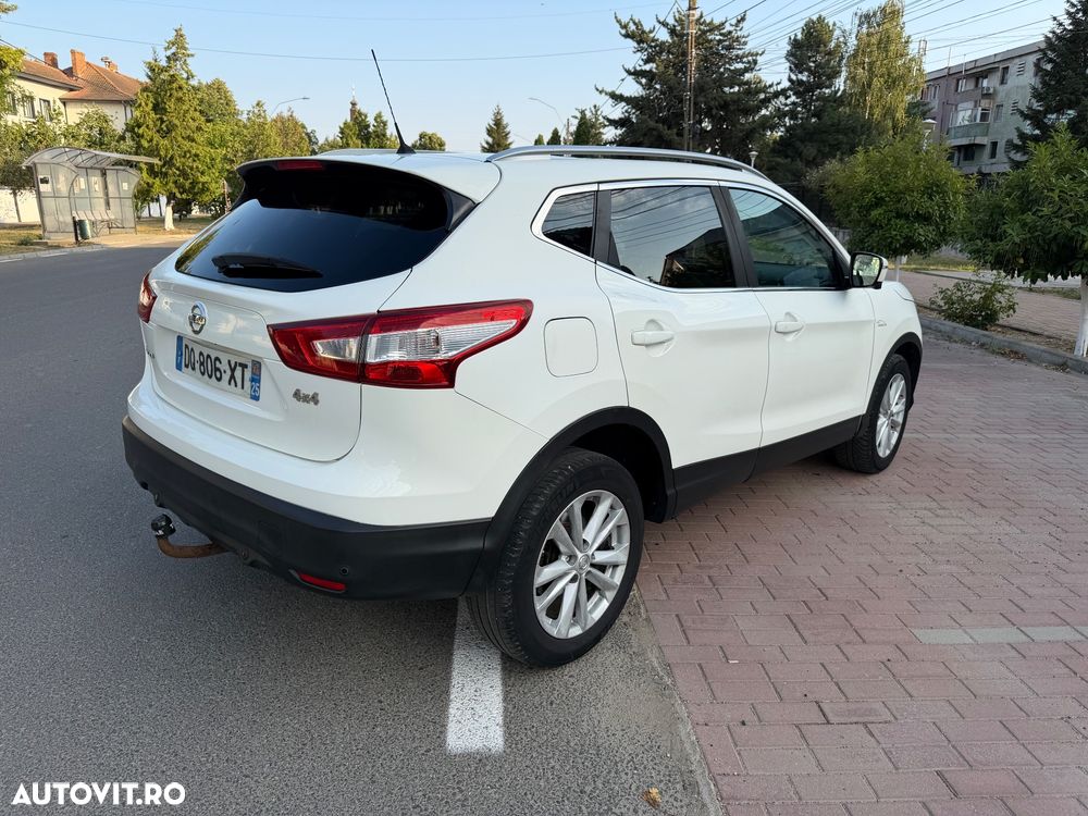 Nissan Qashqai 1.6 DCI Start/Stop 4X4-i Tekna - 4