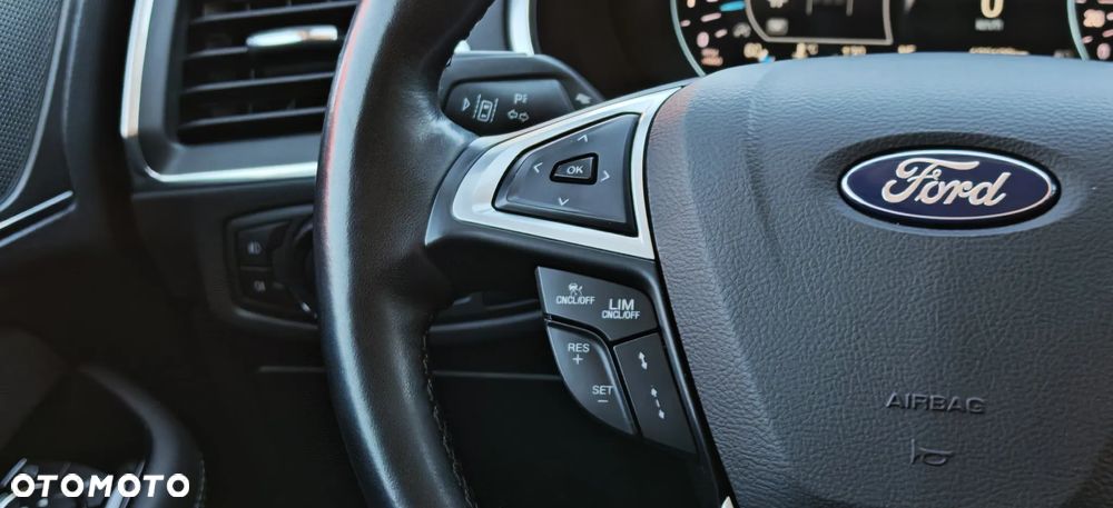 Ford S-Max 2.0 EcoBlue Titanium - 23