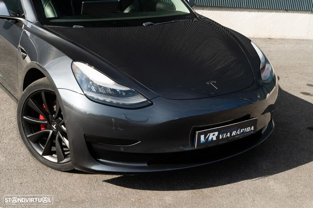 Tesla Model 3 Long-Range Dual Motor AWD - 24