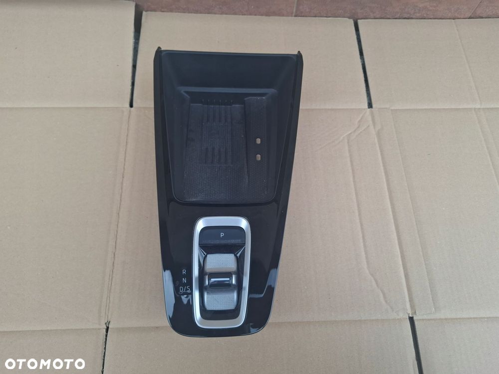 tunel panel przełącznik biegów skoda octavia iv 5e4 - 1