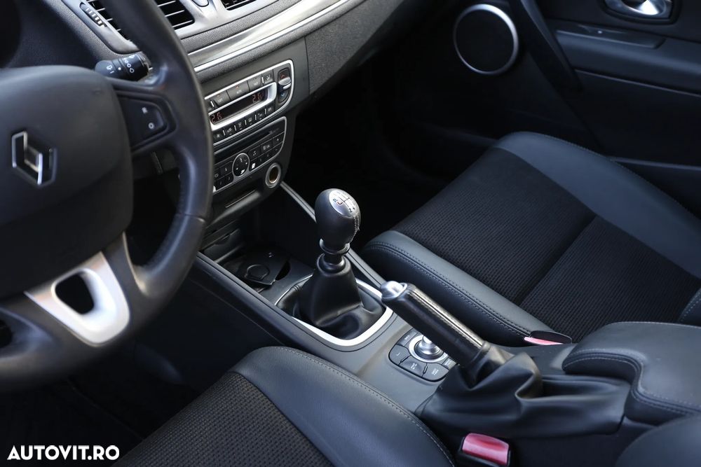 RENAULT Megane 2010 — imagine 10