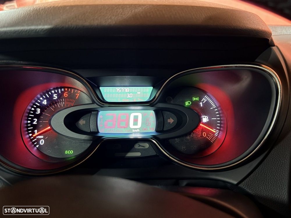 Renault Captur 1.2 TCe Exclusive - 24