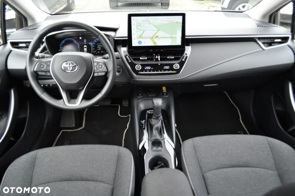 Toyota Corolla - 21
