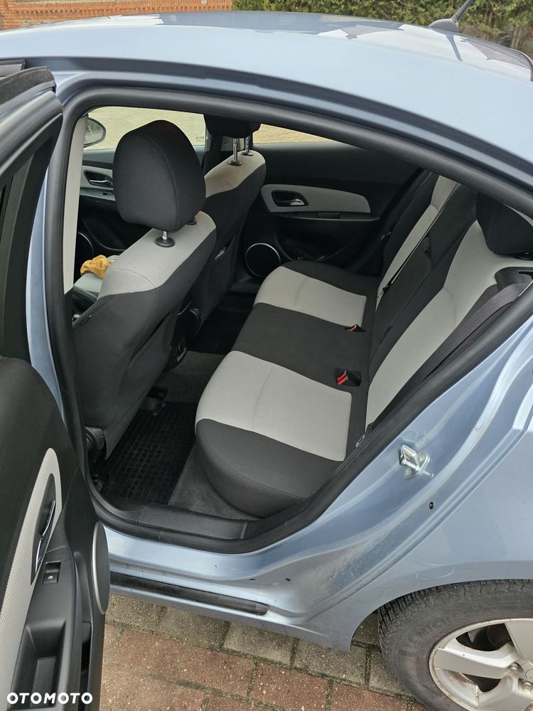 Chevrolet Cruze 1.8 LS (klm) - 10