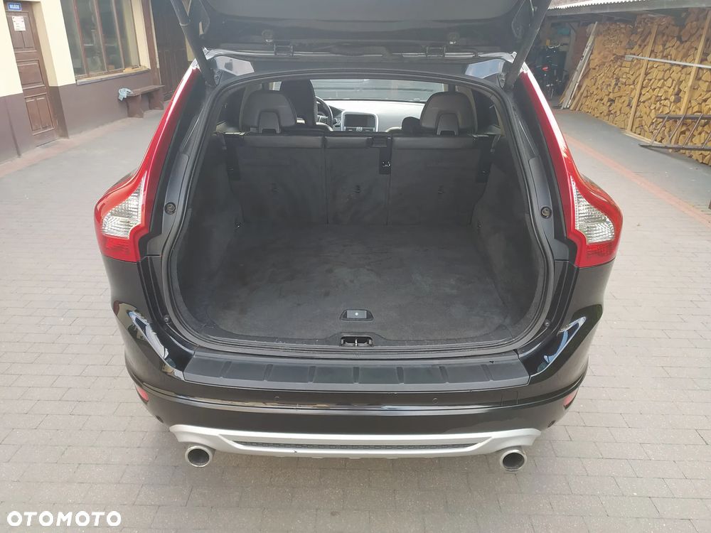 Volvo XC 60 - 8