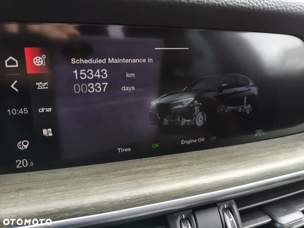 Alfa Romeo Stelvio 2.0 Turbo 16V AT8-Q4 Ti - 28