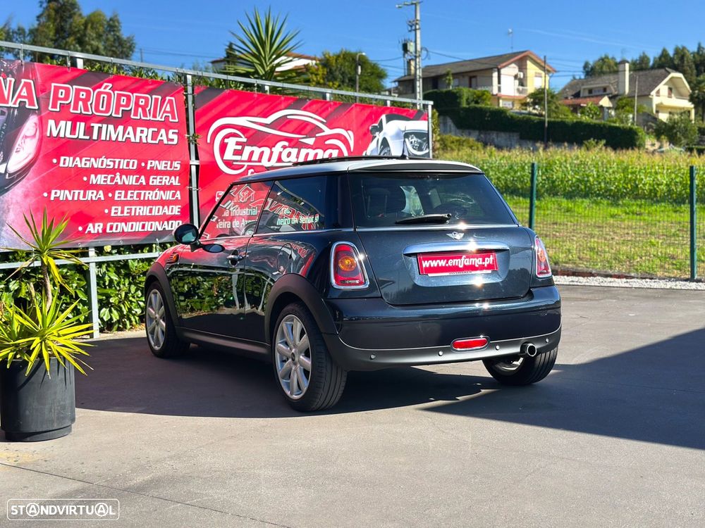 MINI 3 Portas Cooper D - 6