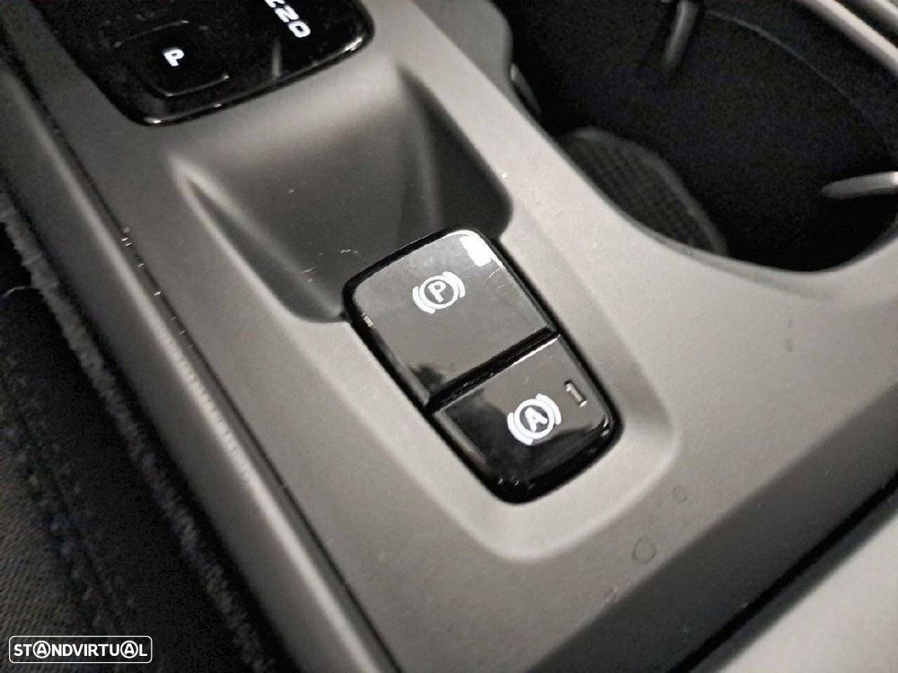 Volvo XC 40 1.5 T2 Momentum Plus Geartronic - 24