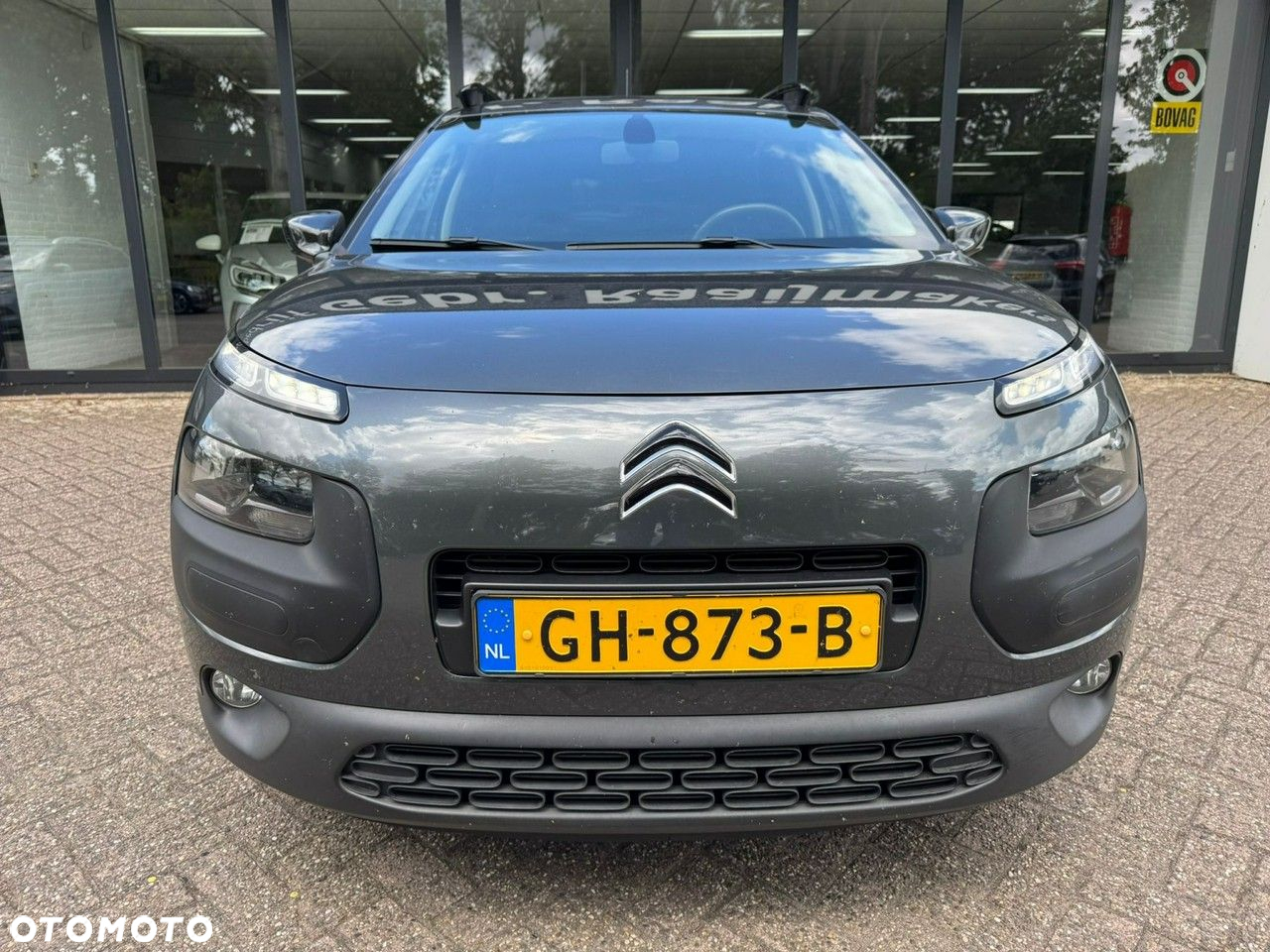 Citroën C4 Cactus - 11