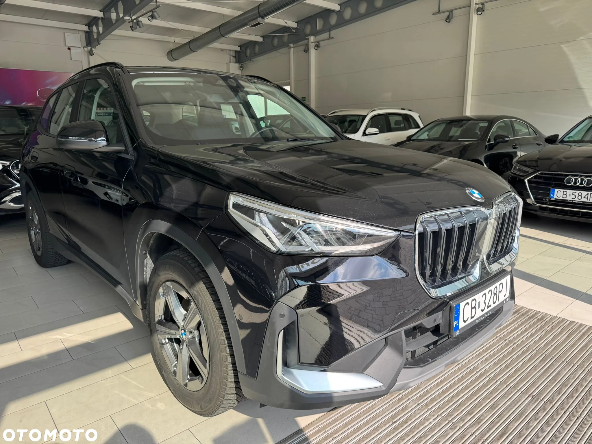 BMW X1 sDrive18i Business Edition - 4