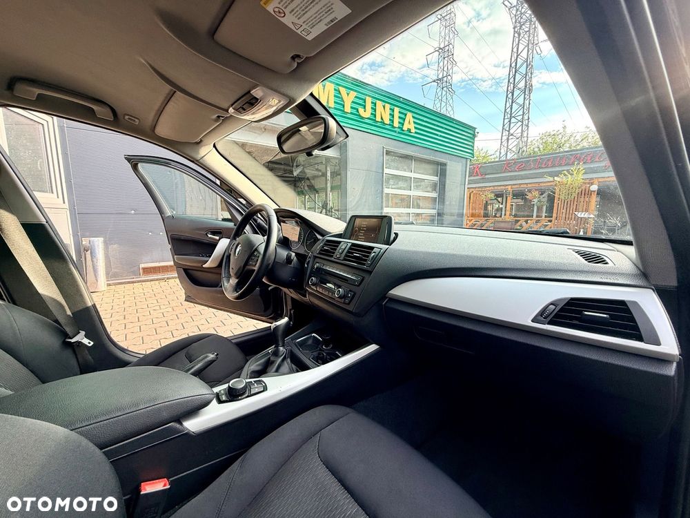 BMW Seria 1 116d - 13