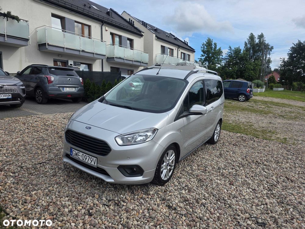 Ford Tourneo Courier - 1