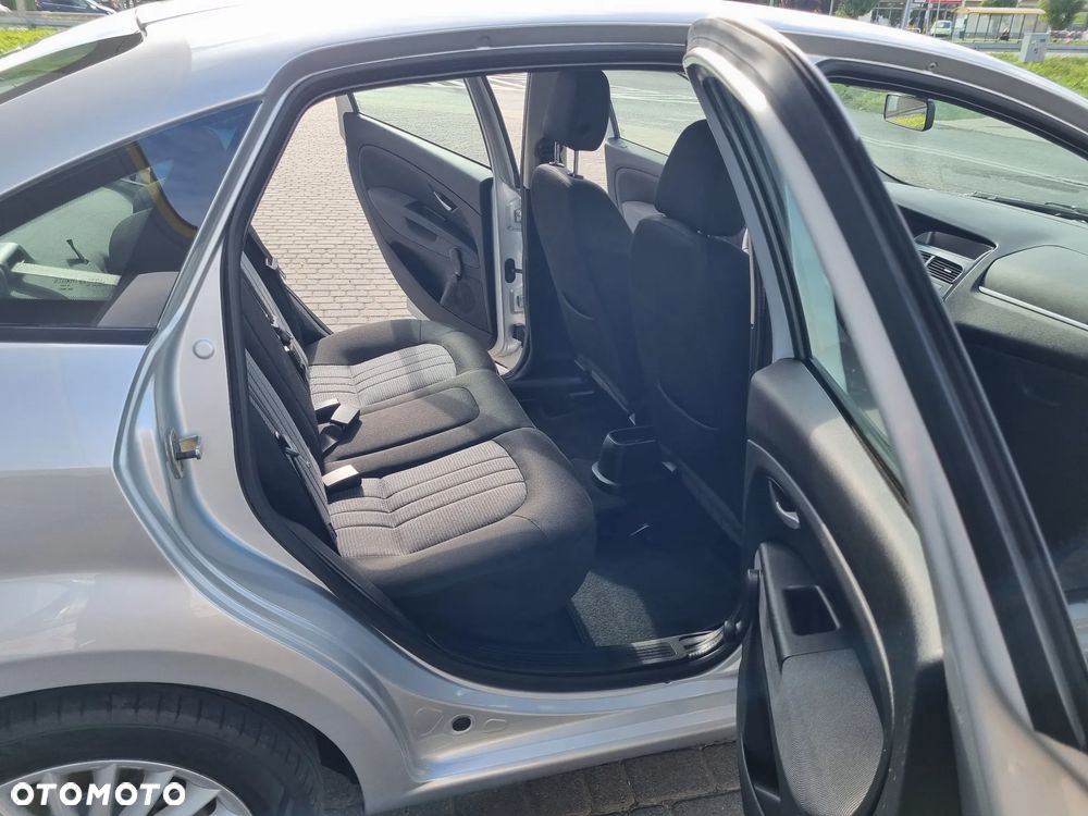 Fiat Linea 1.4 T-Jet 16V Active - 8