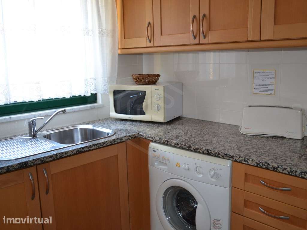 Apartamento T1 para venda em Condomínio Fechado com piscina em Vila... - Grande imagem: 4/8