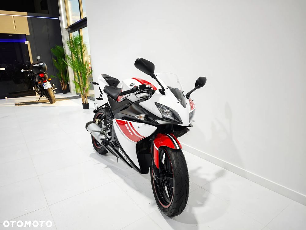 Yamaha YZF - 2