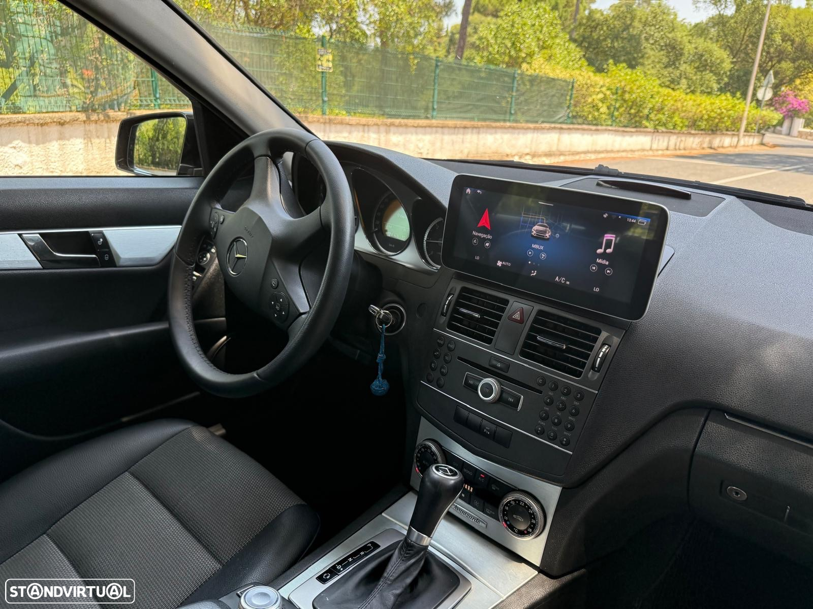 Mercedes-Benz C 250 CDi Avantgarde BlueEfficiency Aut. - 25