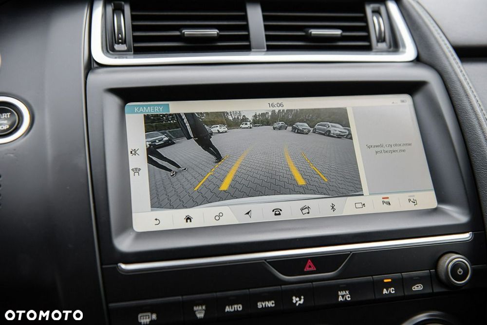 Jaguar E-Pace D180 AWD R-Dynamic S - 22