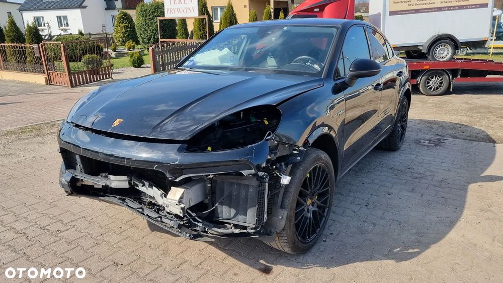 Porsche Cayenne E-Hybrid Tiptronic S - 18