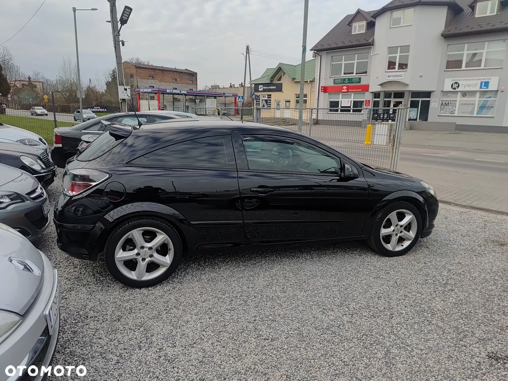 Opel Astra 2.0 Turbo Sport - 25