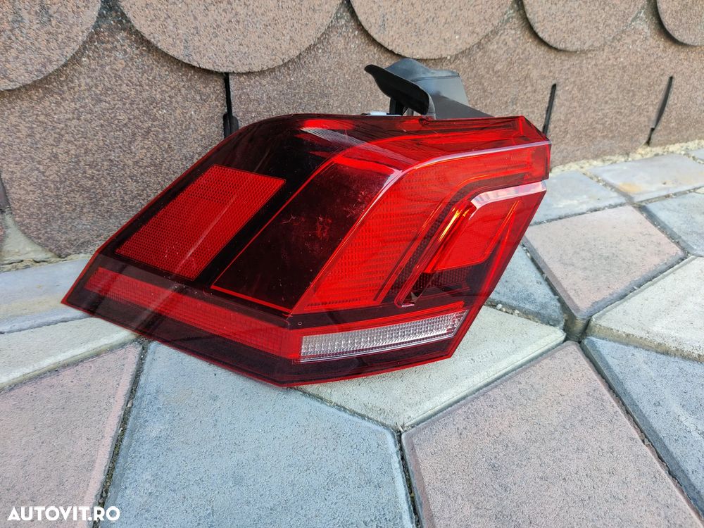 Stop Lampa stanga spate de pe aripa Vw Volkswagen Tiguan 2 II 2016-2020 - 5NA945095 - 2