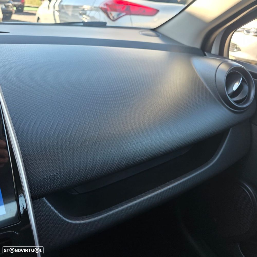 Renault Clio - 26