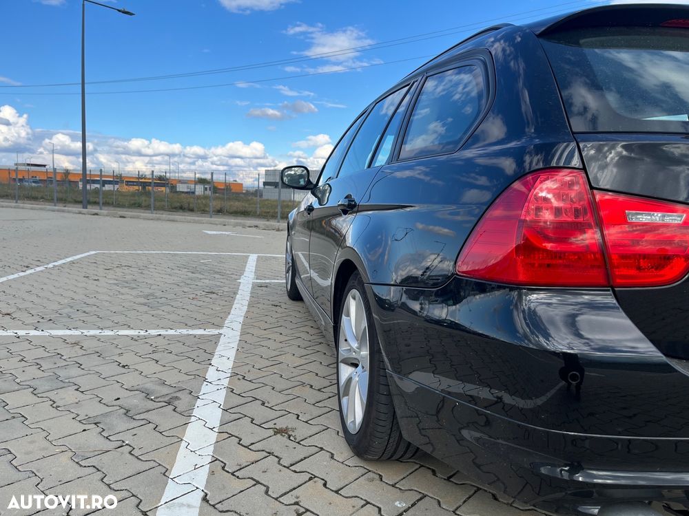 BMW Seria 3 320d - 10