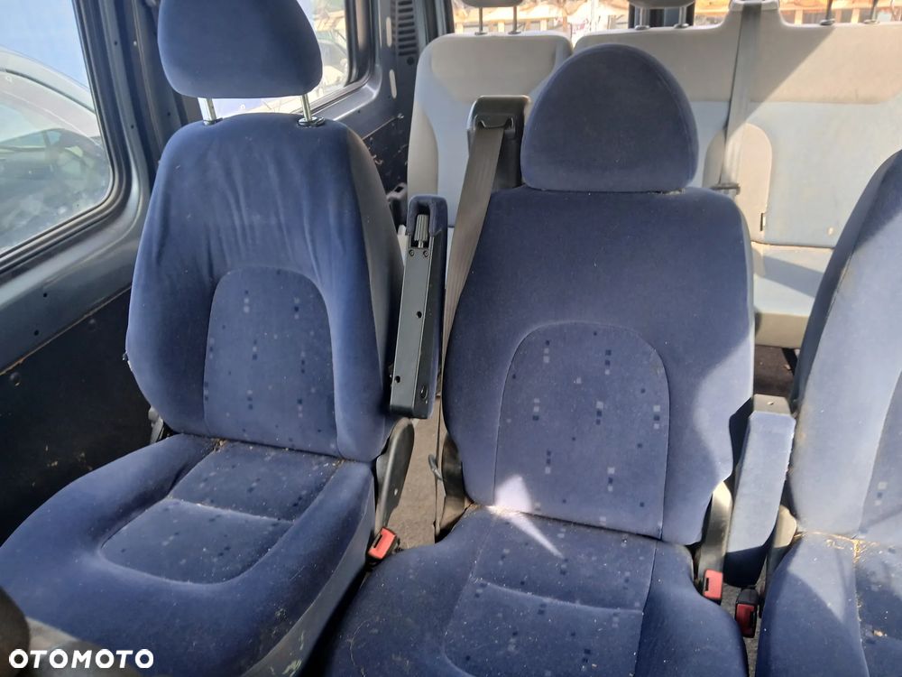 SIAT DUCATO L1H1 321 fotel fotele kanapa deska kokpit podsufitka boczek boczki klamka podłokietnik - 8