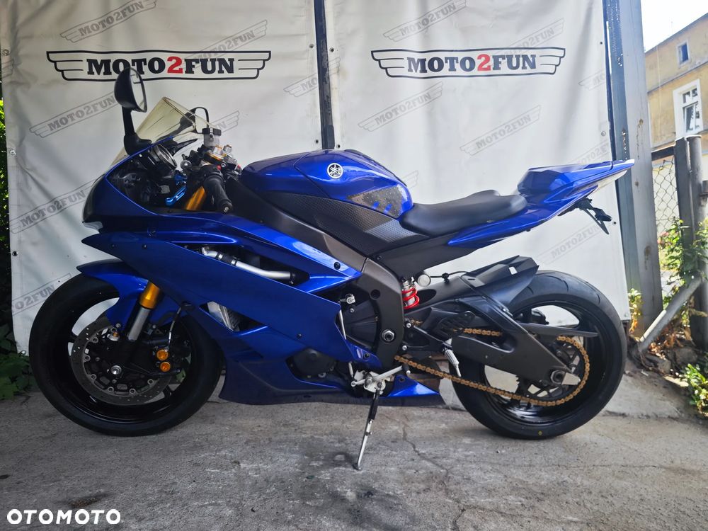 Yamaha YZF - 4