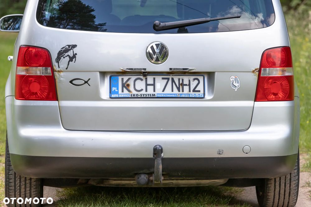 Volkswagen Touran 2.0 TDI DSG Highline - 8