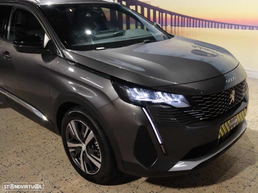 Peugeot 5008 1.5 BlueHDi Allure Pack EAT8 - 37