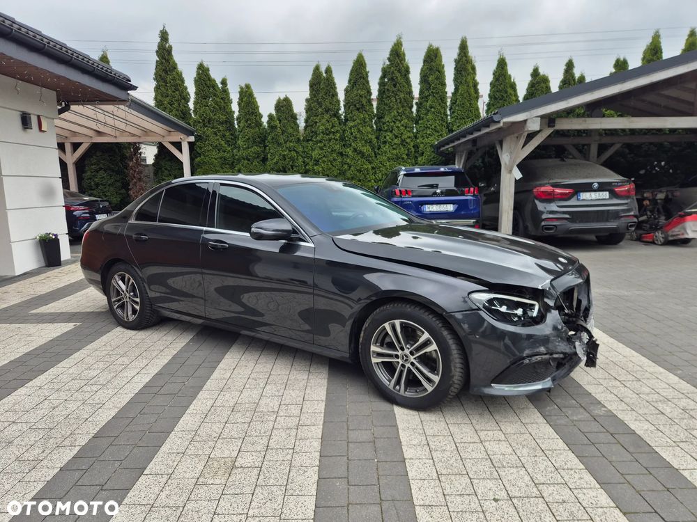 Mercedes-Benz Klasa E - 1