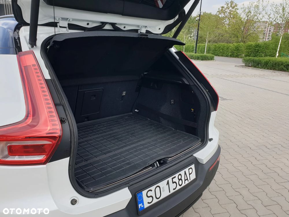 Volvo XC 40 T4 Geartronic R-Design - 10