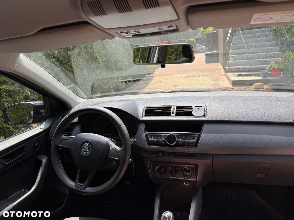 Skoda Fabia 1.2 TSI Active - 5