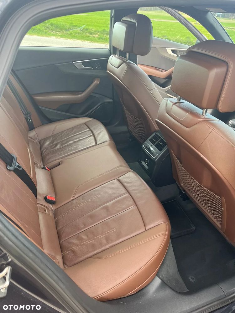 Audi A4 Limousine - 27