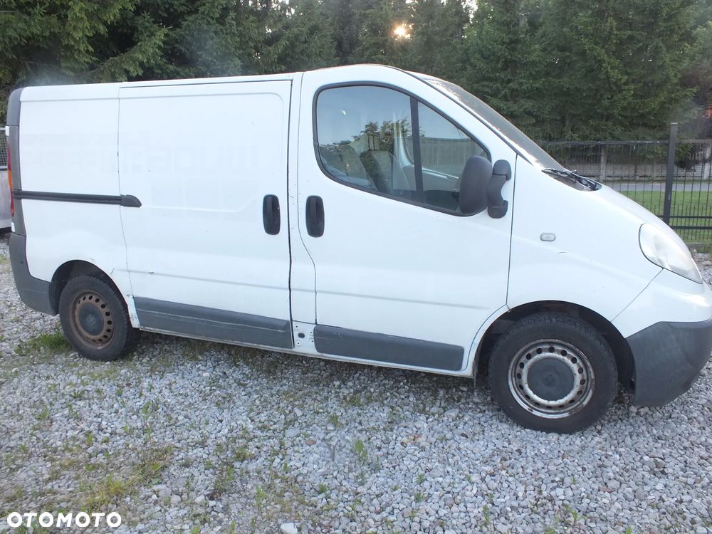 Renault Trafic - 2