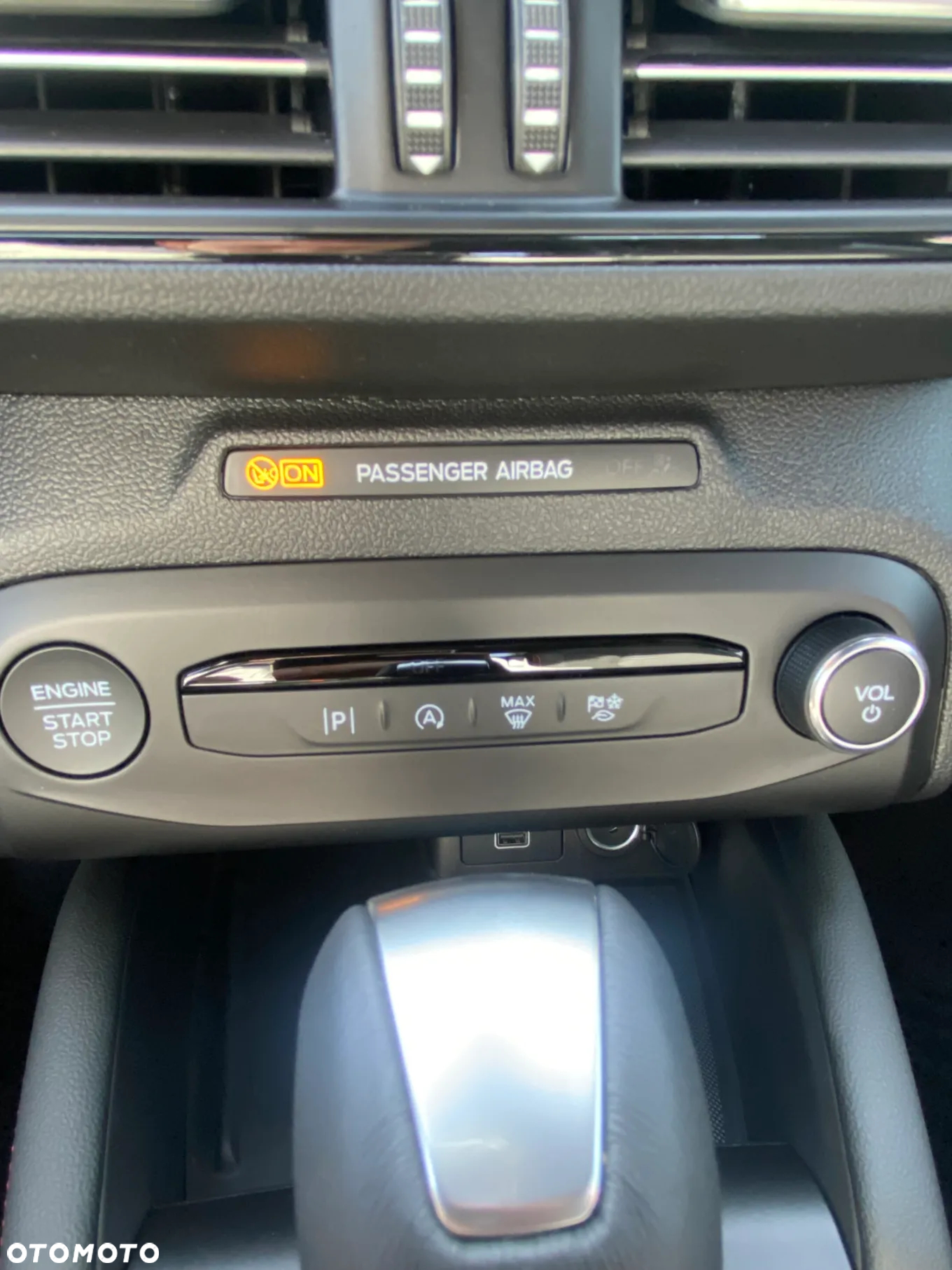 Ford Focus 1.0 EcoBoost mHEV ST-Line X - 16