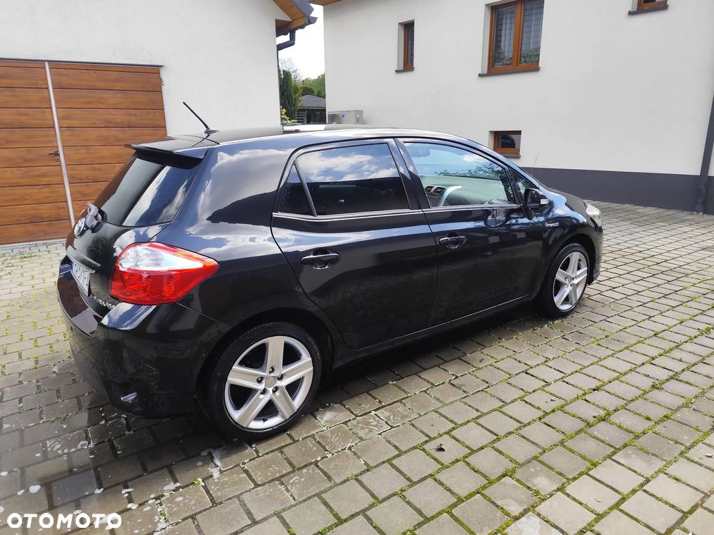 Toyota Auris - 10