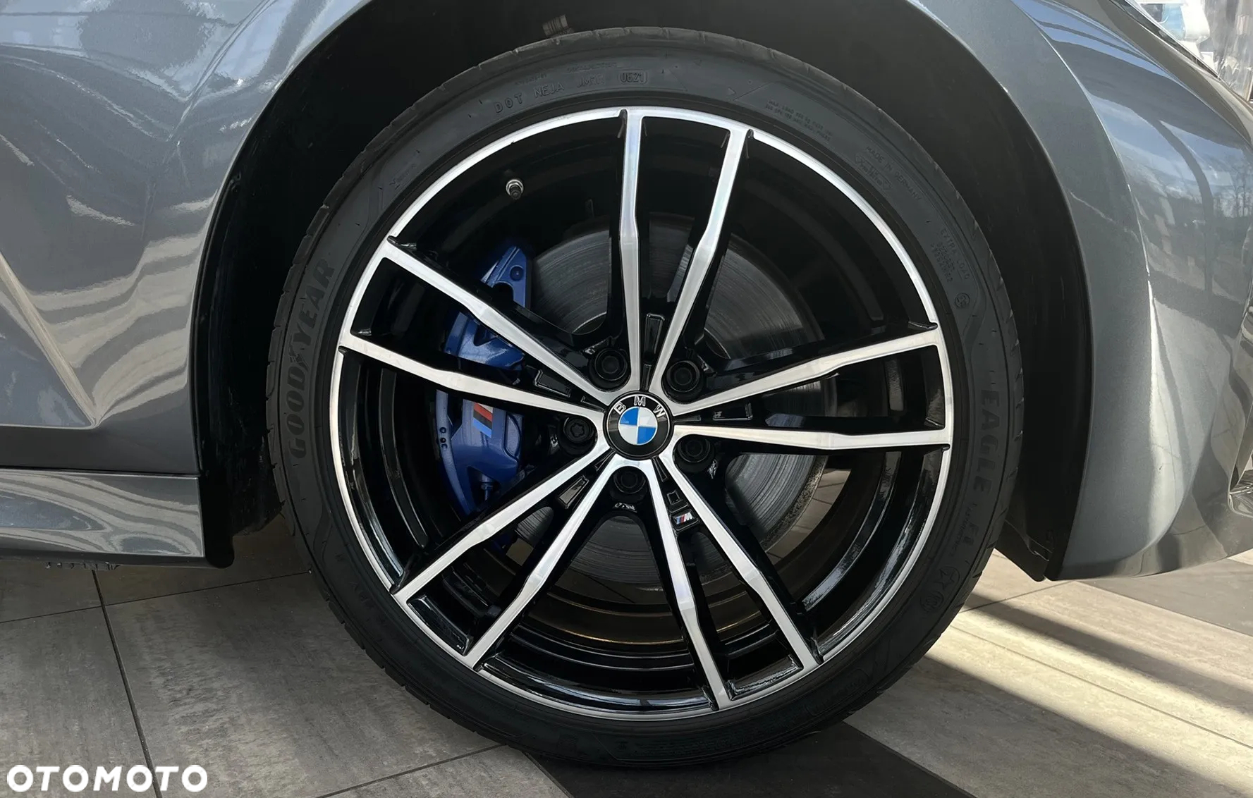 BMW Seria 3 330e M Sport sport - 8
