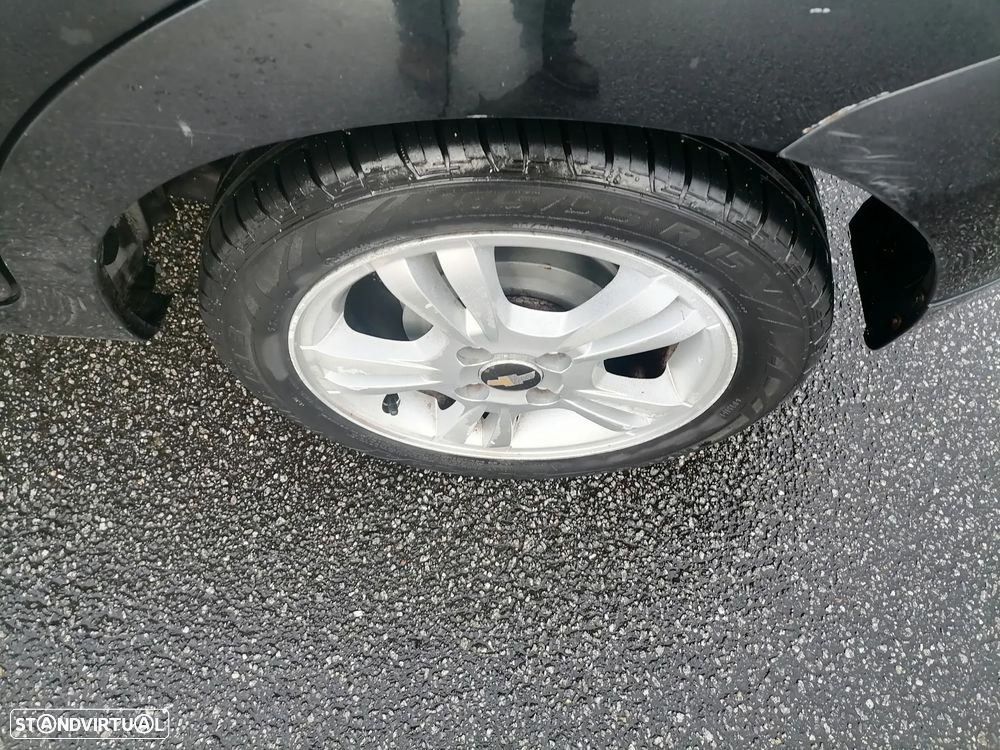 Chevrolet Aveo 1.2 LS - 14