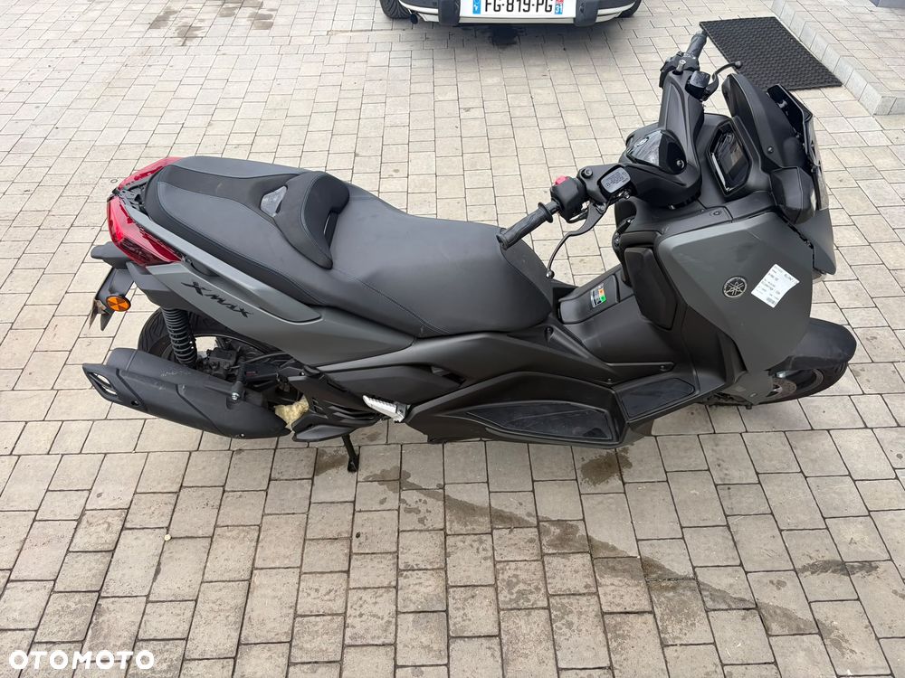 Yamaha X-max - 3