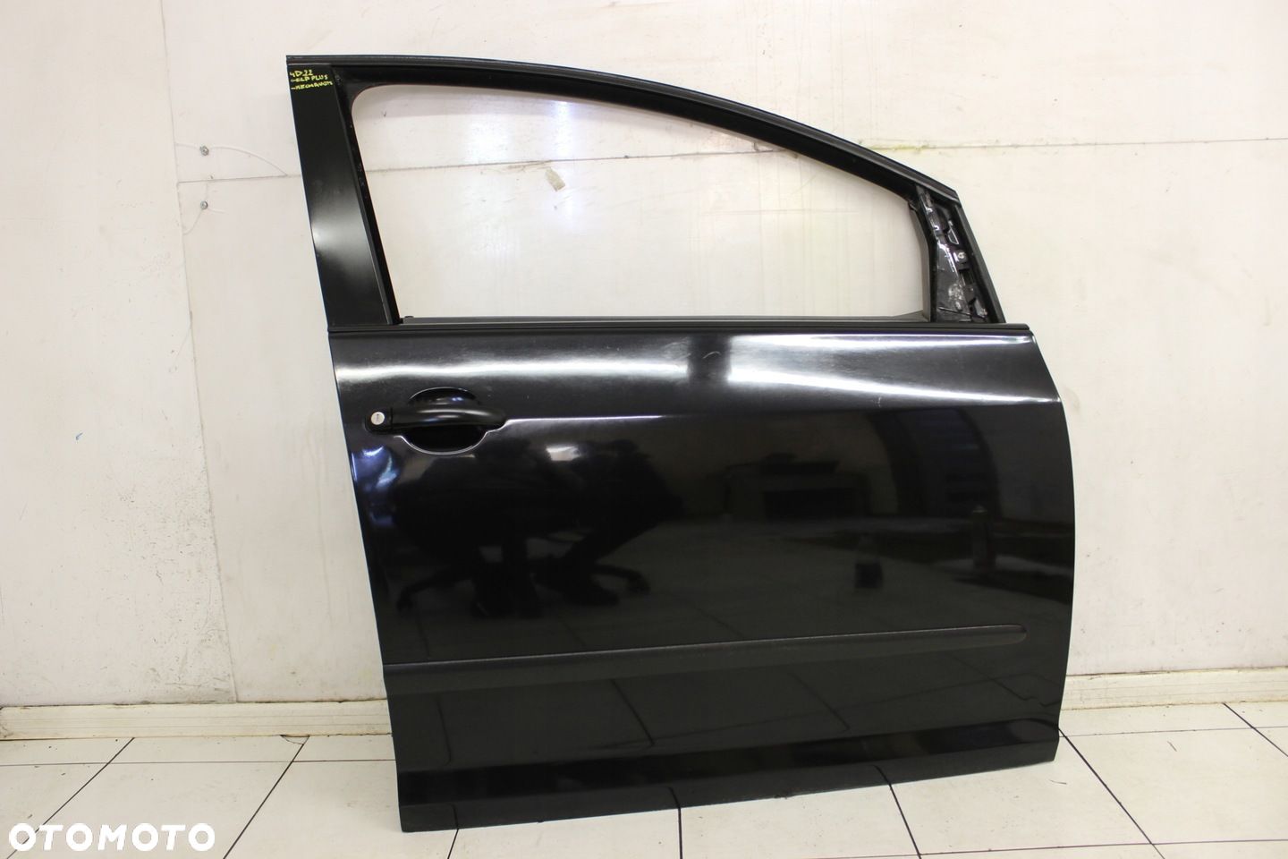 VW GOLF V PLUS 05- DRZWI PRAWE PRZEDNIE PRZÓD LC9Z - 1