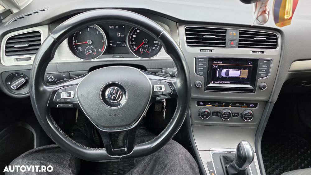 Volkswagen Golf 1.6 TDI BlueMotion Technology DSG Comfortline - 2